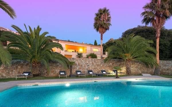 Luxury villa front of Calvi sea gulf